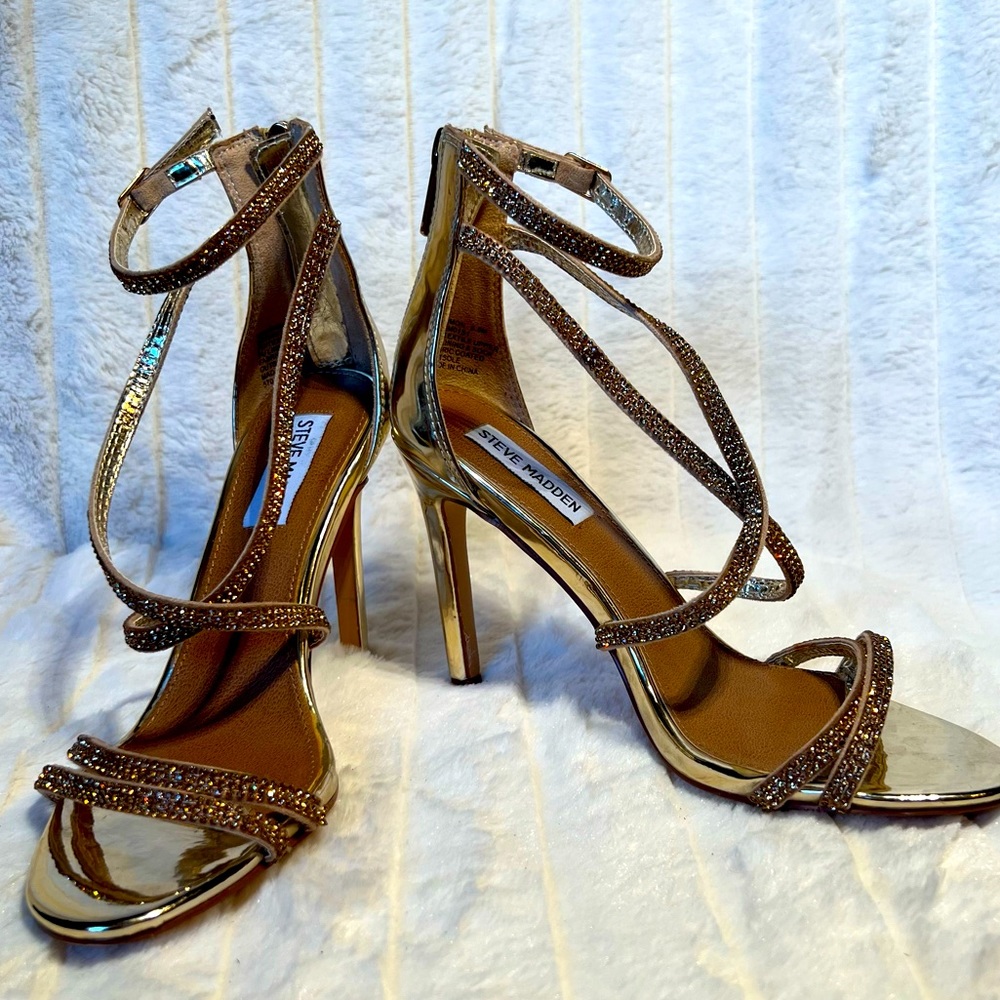 COPY - Steve Madden Harmon Gold Metalícese Rhinestone Heels 6.5